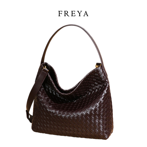 Túi Tote Dệt Bằng Da (35*27*13 CM)