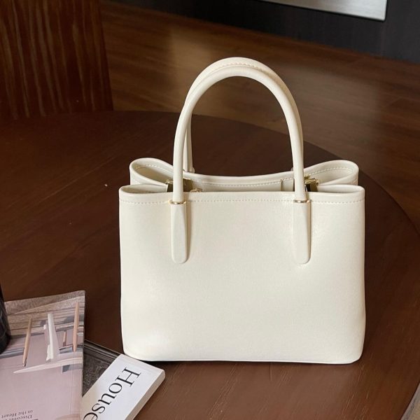 Túi du lịch bằng da thật