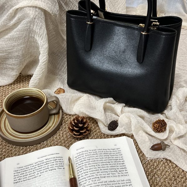 Túi du lịch bằng da thật