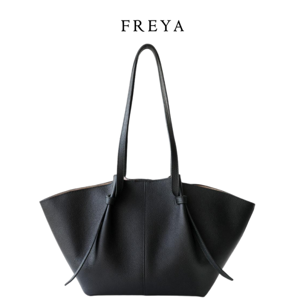 Túi du lịch bằng da thật phù hợp