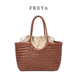 Túi da thật cho phụ nữ đi nghỉ