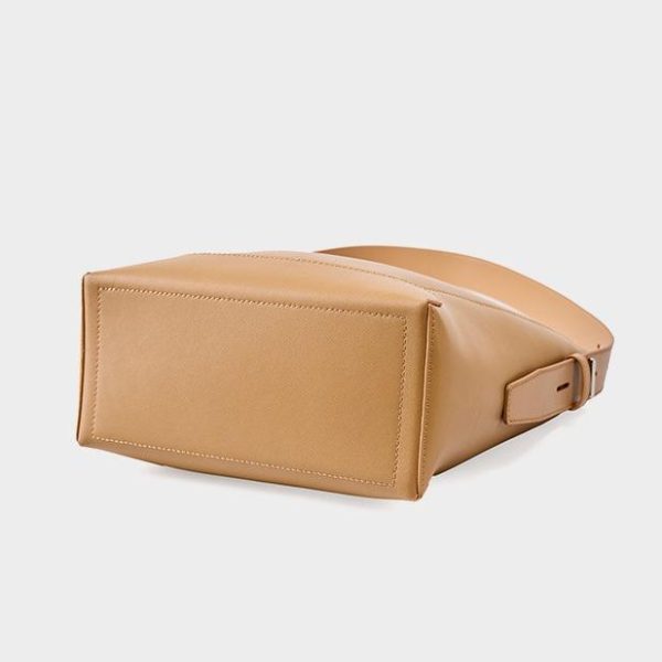 Túi du lịch bằng da thật